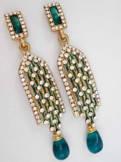 stud_earrings_3256ER22259